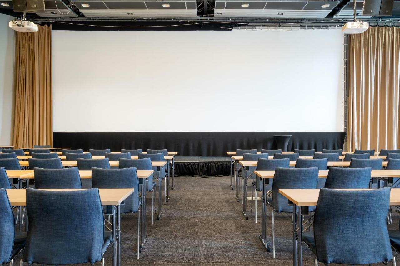 Quality Airport Stavanger Hotel 4*